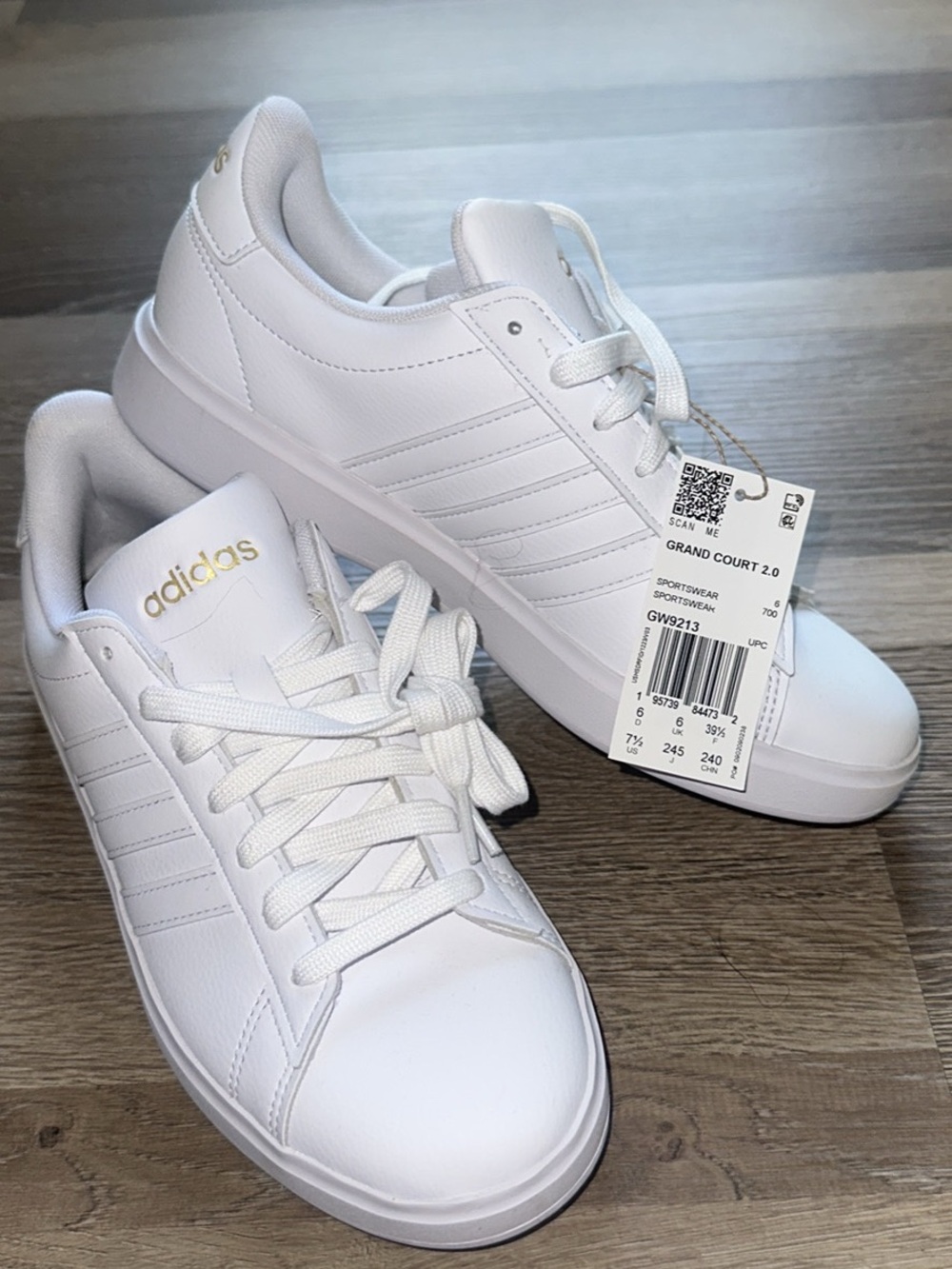 adidas Women's White Sneakers with Gold Logo cloud Foam - Picture 2 of 5